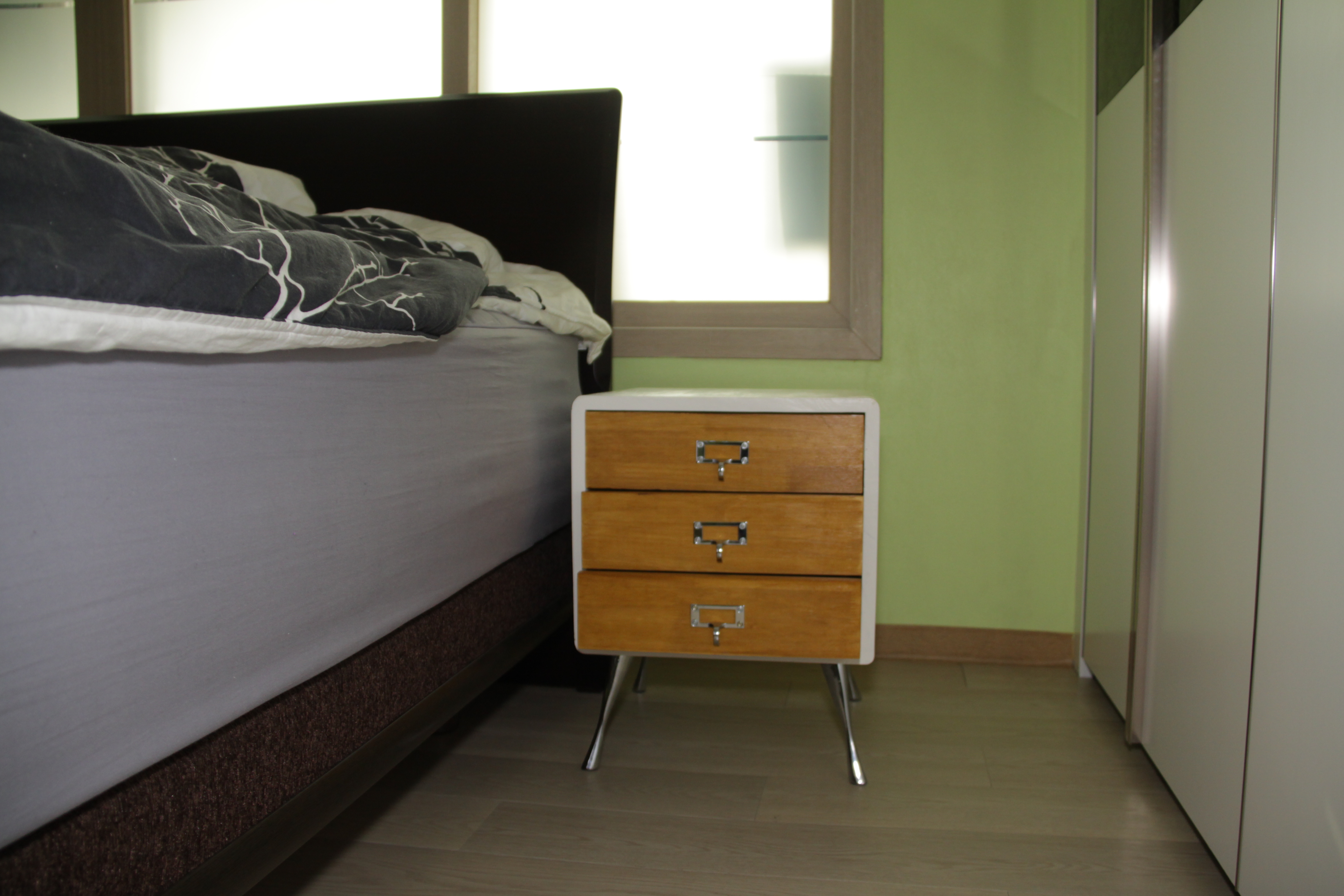 철천지의 실험정신,벙커침대,패널재료,사이드스텝,원목탁자,원목옷장,원목서랍장,베드테이블,싱크대문