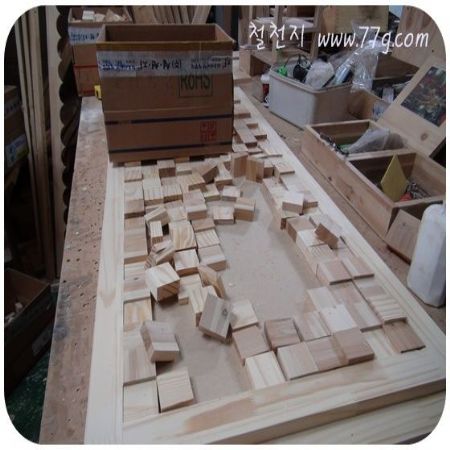 착한테이블,큐빅스벽면장식물,어닝,가스레인지장,어닝,원목난간,하트장