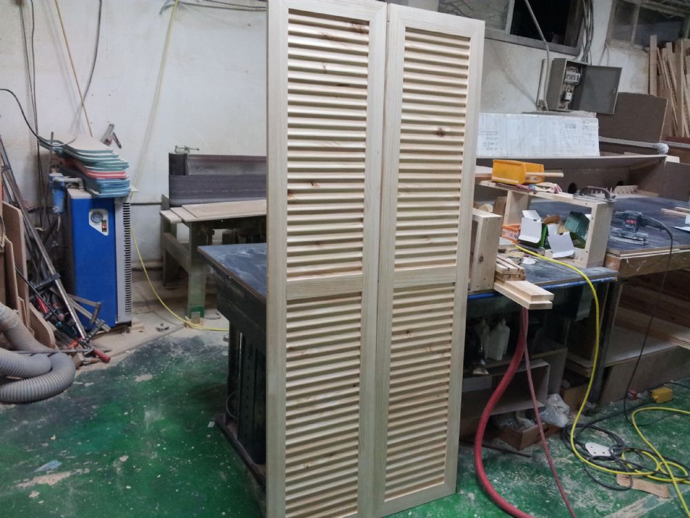 고급형 페이즐리 문짝(소나무) (450*1904*0)(샌딩)(2개)