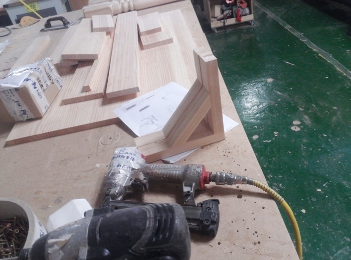 출고 약속을 최대한 지킬수 있도록 어제의 철천지와 경쟁을 하고있습니다.