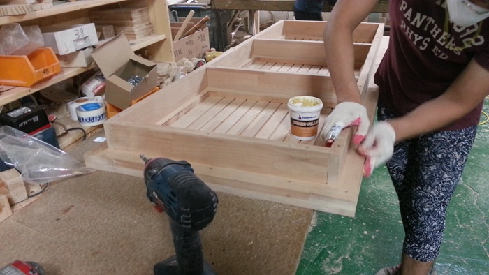 신중하게 행동하는 것이 현명하게 생각하는것보다 가치가 있다.