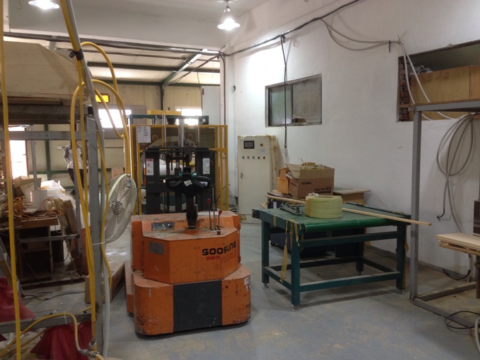 행복은 거창하게 오지 않습니다.