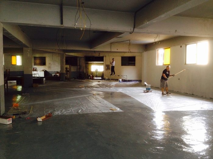 철천지 업무를 개시 하였습니다.