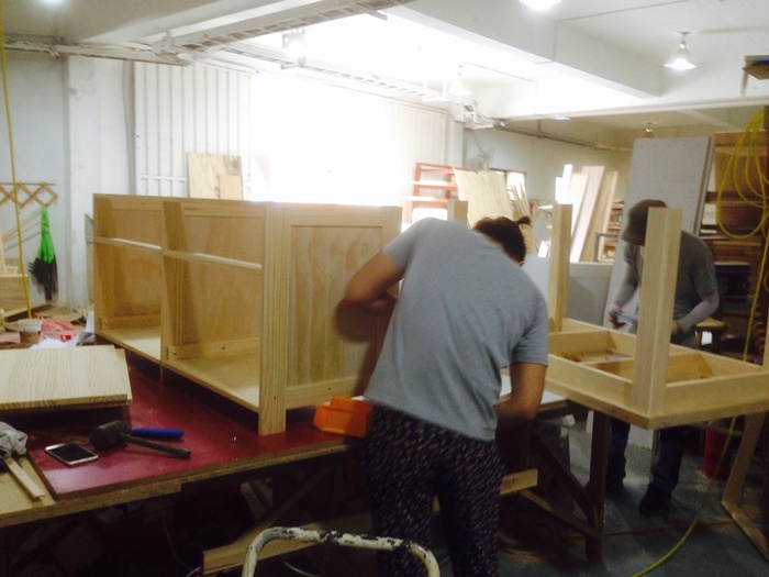 문짝 만드는 DIY의 수고를 철천지가 대신해 드리겠습니다.