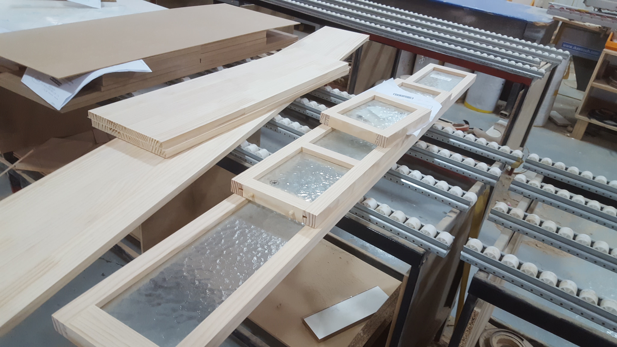 입소문으로 알려진 철천지는 여전히 바쁜 나날을 보내고 있습니다.