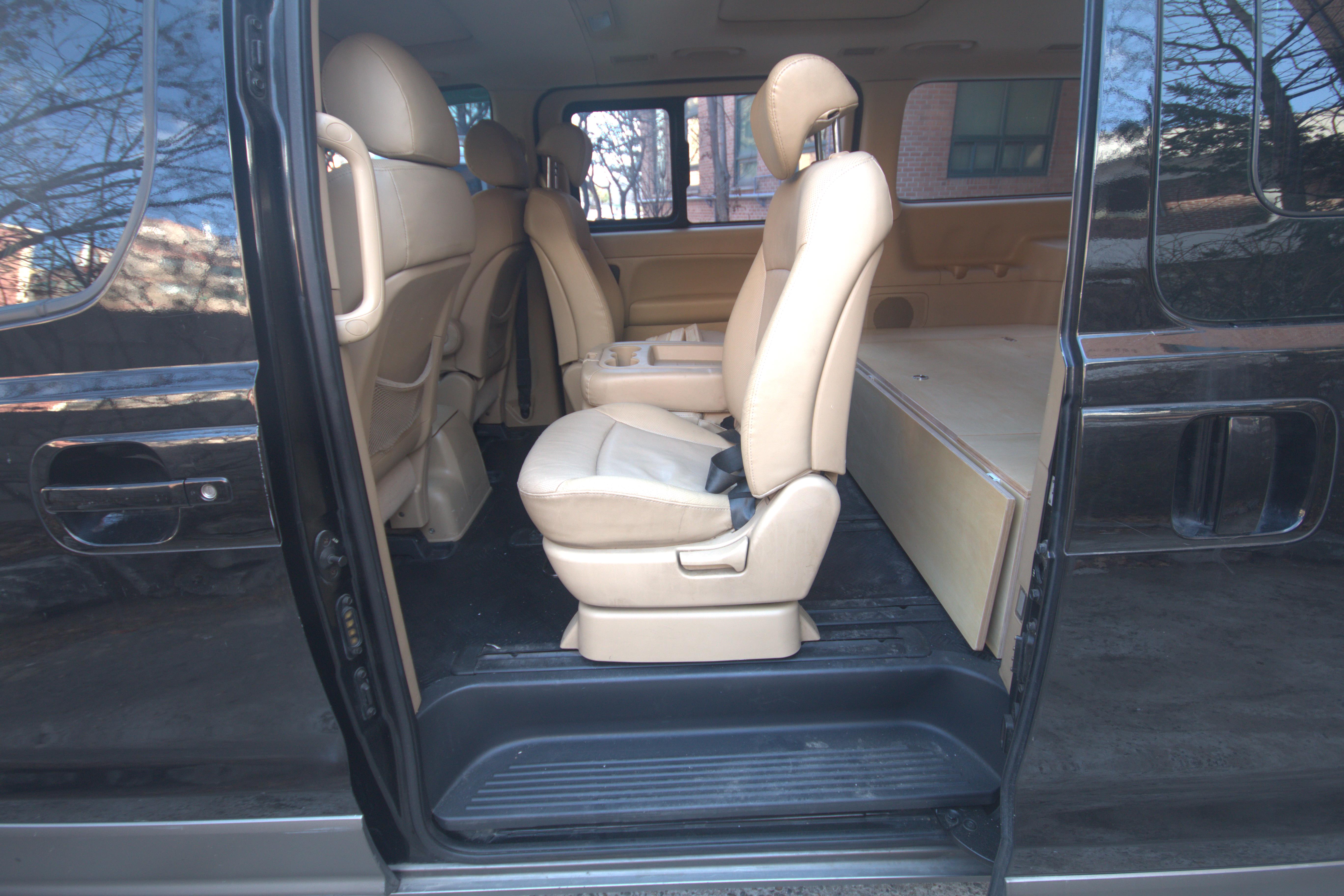 스타렉스5인실내 (7).jpg