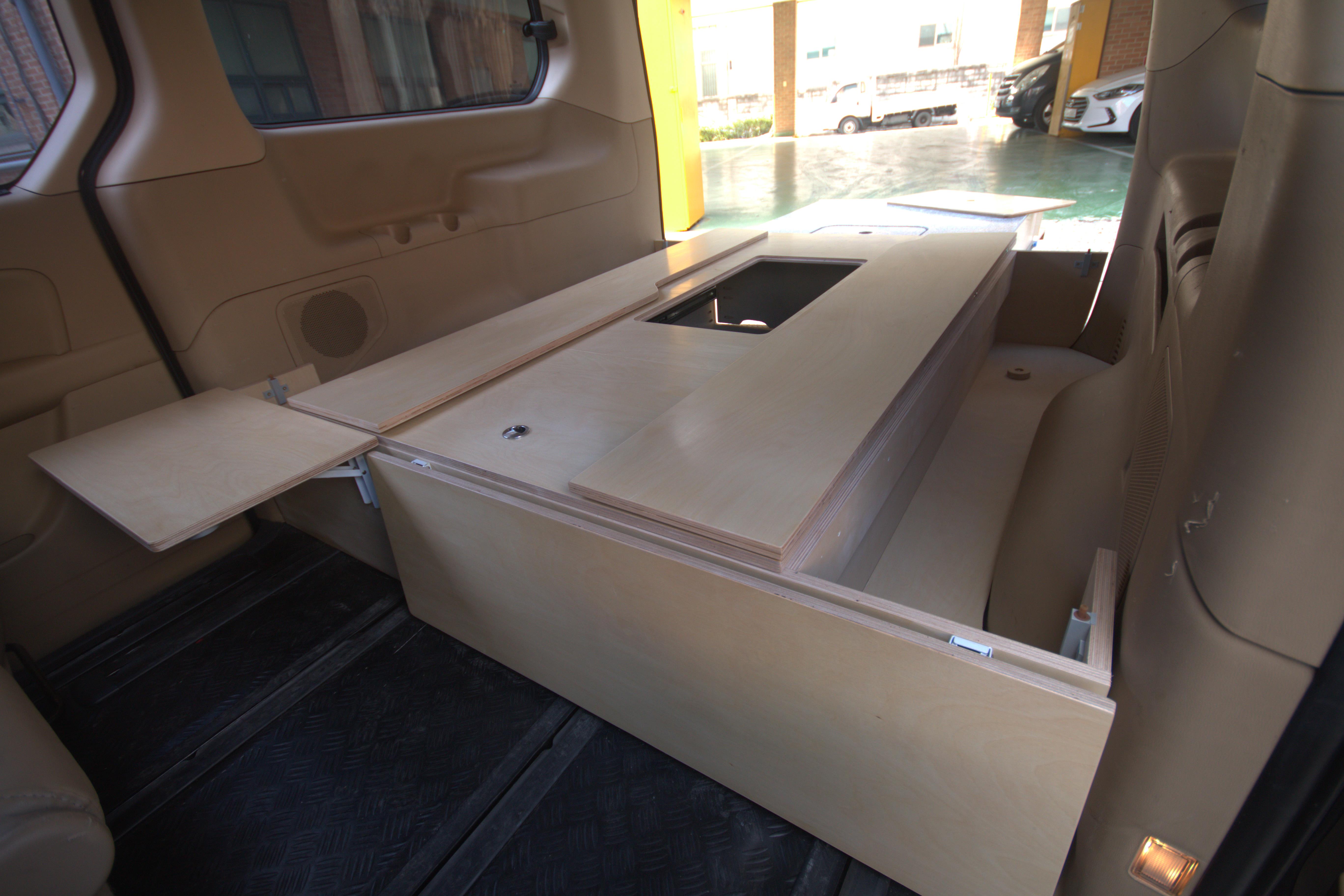 스타렉스5인실내 (4).jpg