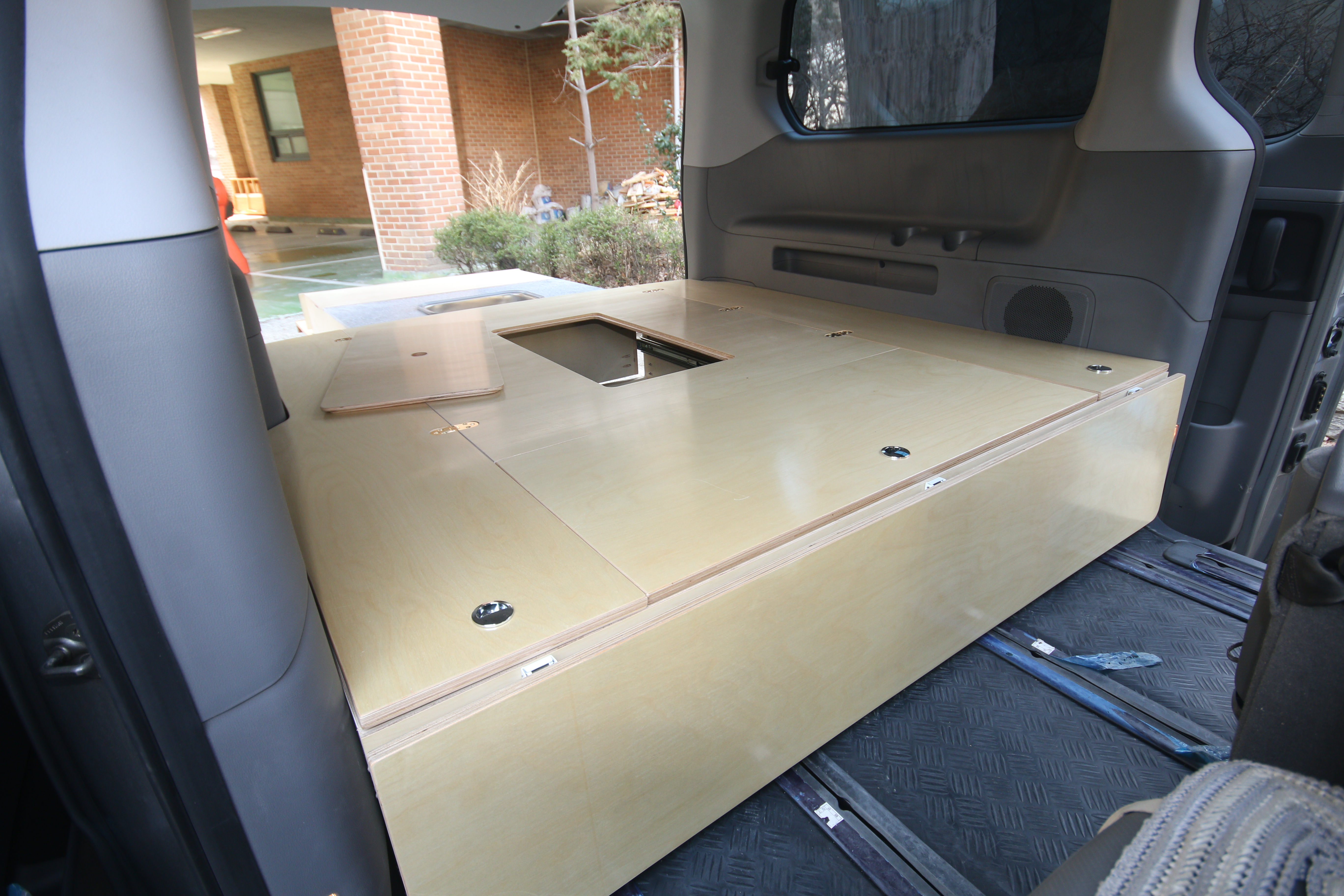 스타렉스6인승실내 (8).jpg