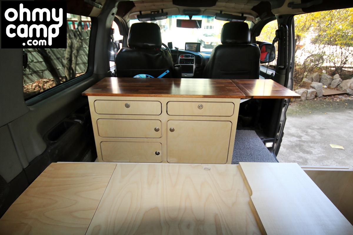 스타렉스점보실내 (1).jpg