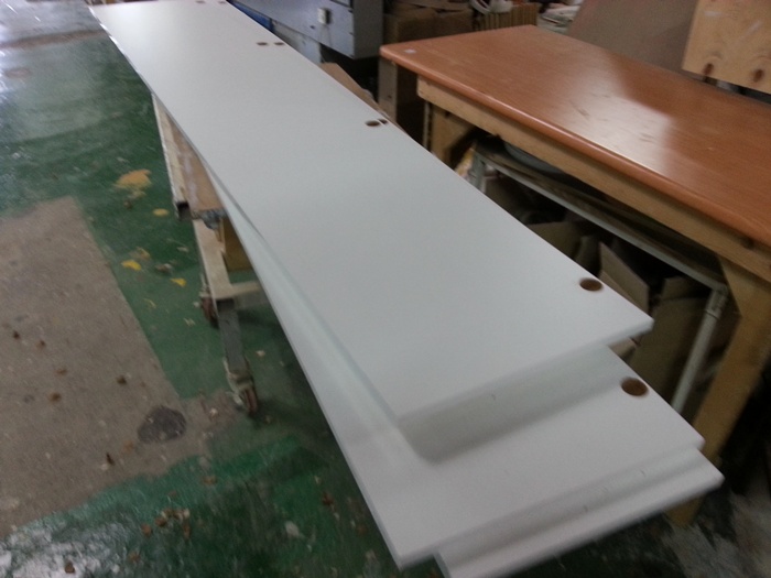 UV 유광백색 여닫이