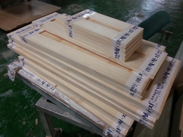 싱크대 문짝 (1455 mm * 795 mm  + 1665 mm * 650 mm)(소나무문짝)(96 mm)