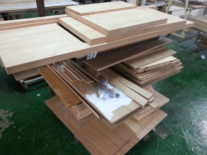 싱크대 ( 하부장2700 mm * 700 mm * 570 mm)(앨더문짝)(96mm)(내부장 오크색)(조립요청)