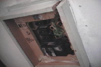 Photo011.jpg(12695bytes)