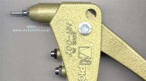 diy12003.jpg(9105bytes)