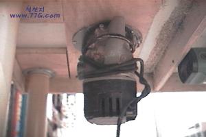 diy17606.jpg(8898bytes)