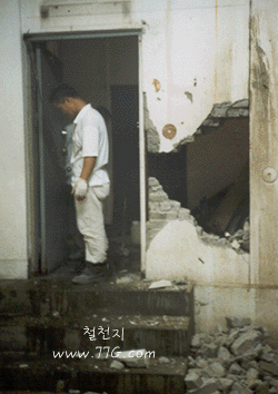 diy24303.gif(94930bytes)