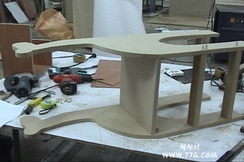 diy24902.gif (35644 bytes)