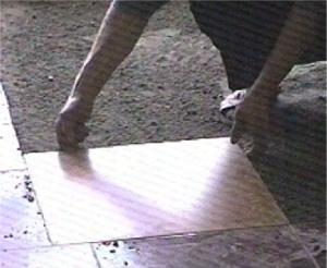 tile5.jpg(13933bytes)