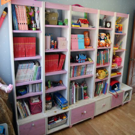 파스텔 삼나무로 쉽게 만든 딸아이방 대형 책장