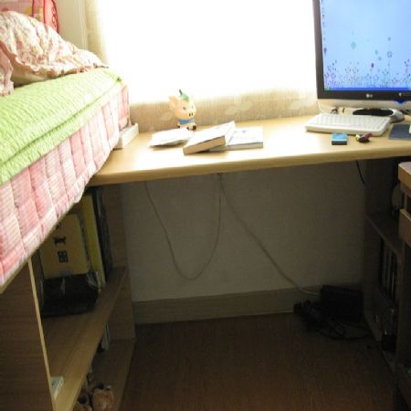 침대 책상 책장