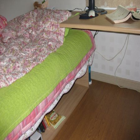 코팅합판으로 만든것입니다.