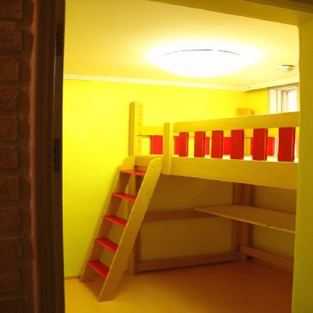 반제품 벙커 침대.조립과 페인팅.