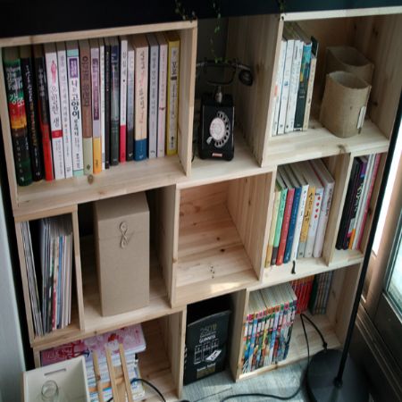 몬드리안 공간박스로 만든 책장