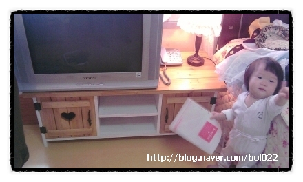 삼나무로 만든 TV선반(TV장) 처가댁에 입양보냈어요 ^^
