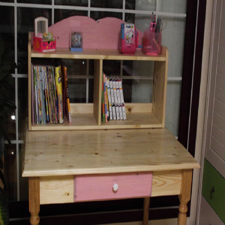 책상 및 책꽂이, 작은 책장