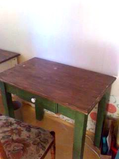 스프러스로 만든 원목책상