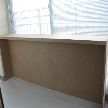 던에드워드 DE5753 suprema white로 칠한 베란다 테이블