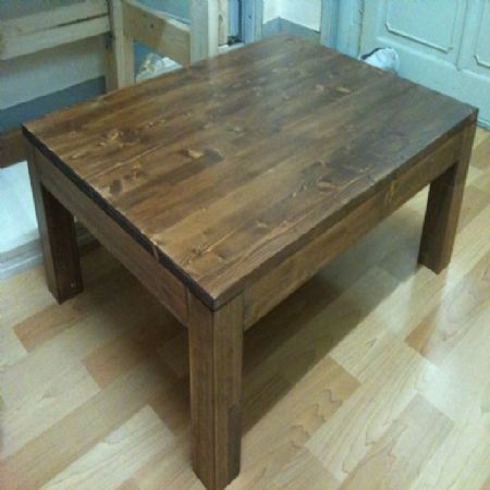 스프러스 집성목으로 만든 좌탁