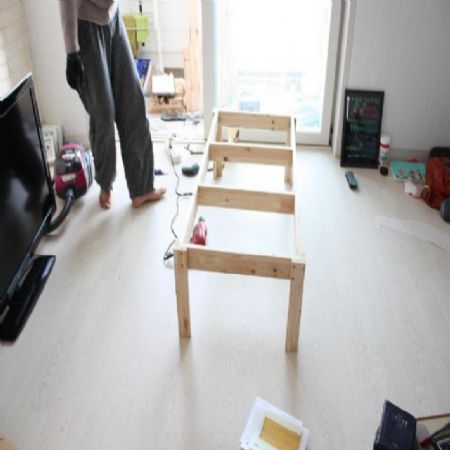 삼나무로 만든 거실좌탁