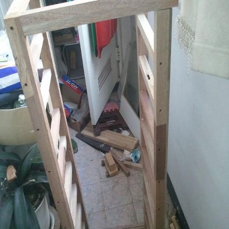 캠핑용품 선반입니다.