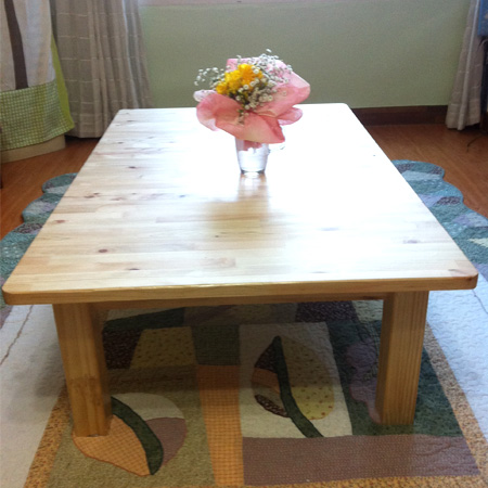 히노끼로 만든 좌탁