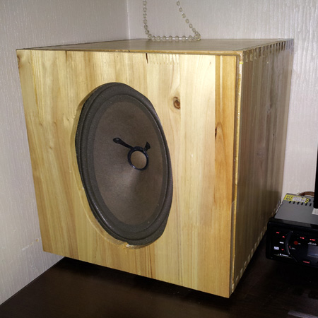 몬드리안 박스 B형을 이용한 스피커