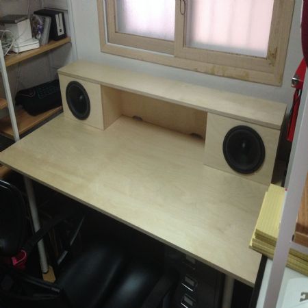 자작합판으로 만든 DIY 스피커 책상 + 소파책상 상판교체. 