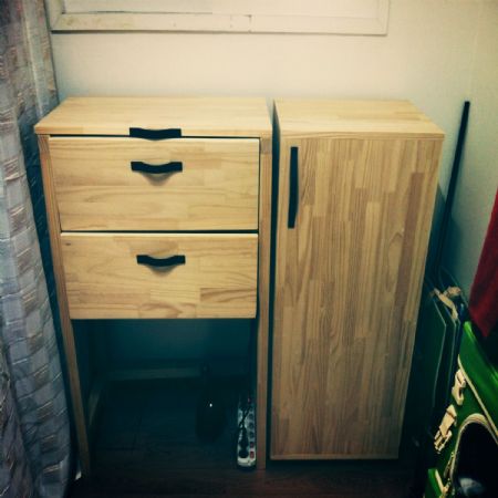 화장대, 서랍장, 디딤대(혹은 의자)