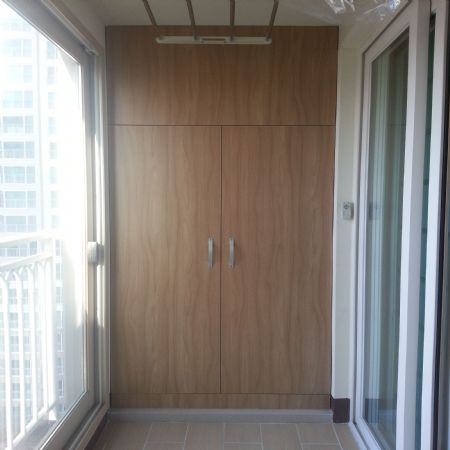 베란다 창고 문짝 및 선반 설치