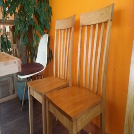 철천지 의자 참 좋네요.