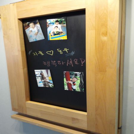 오리나무로 만든 접이식 식탁