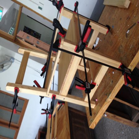 팔걸이 의자 만들어봤어요.