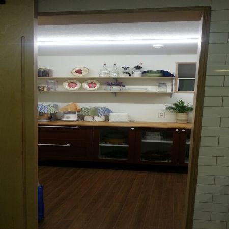 수납형 씽크대 만들었어요.