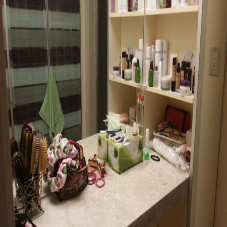 집성목으로 만든 화장대 外