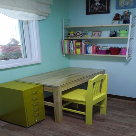 아이들방 책상