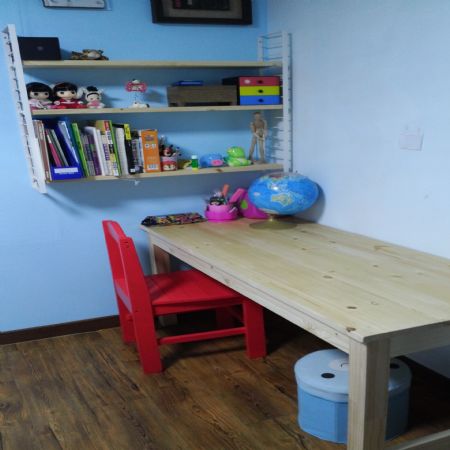 아이방 책상  선반