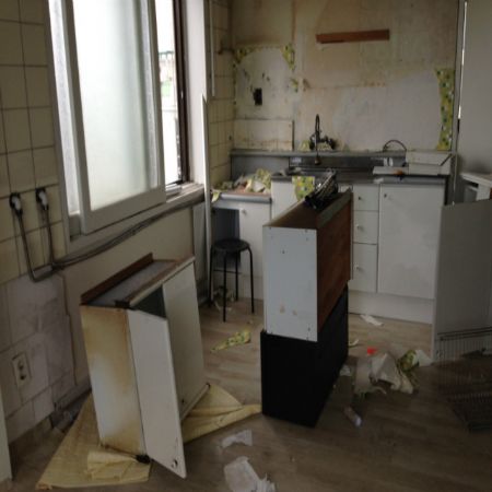 싱크대 만들기 완료 했네요.