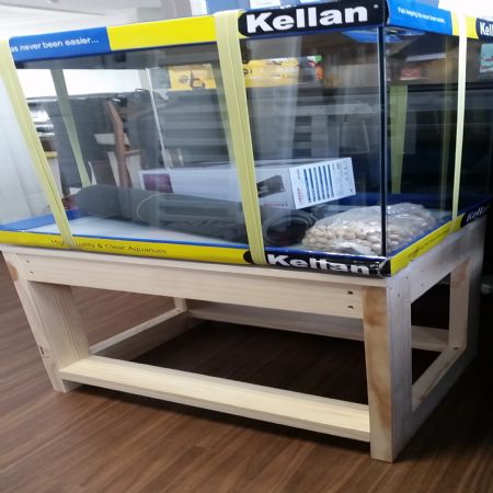 2자 어항 원목 받침