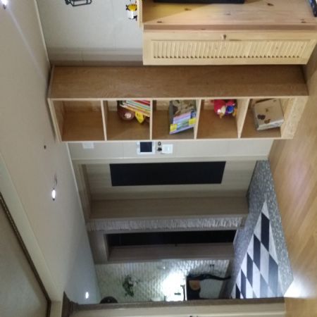 이삔 만큼 까칠한 넘~~낙엽송 다 뜯껴와~😭