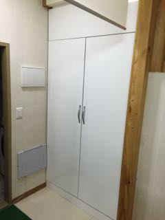 반조립 베란다장 문짝을 이용해 한옥집 출입구에 2단 수납장 만들기